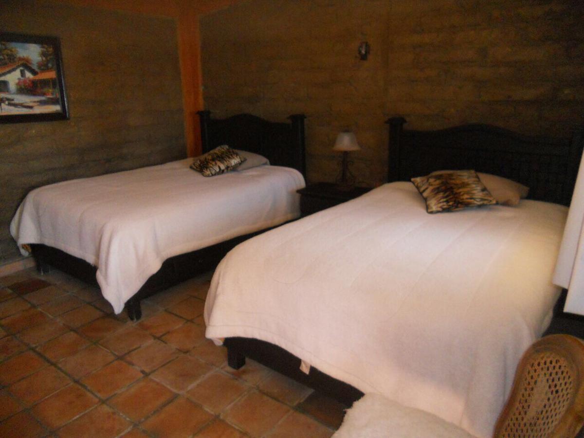 מלון Tlaxco Rancho Escondido Casa Goyri מראה חיצוני תמונה
